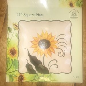 Sunflower 11” square plate